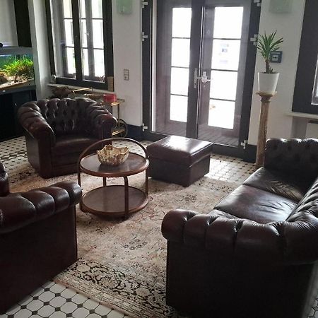 Die Villa, Zimmer 26, Dz Leverkusen Eksteriør billede