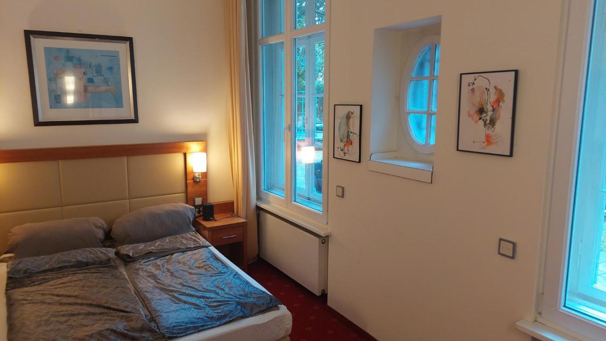Die Villa, Zimmer 26, Dz Leverkusen Eksteriør billede