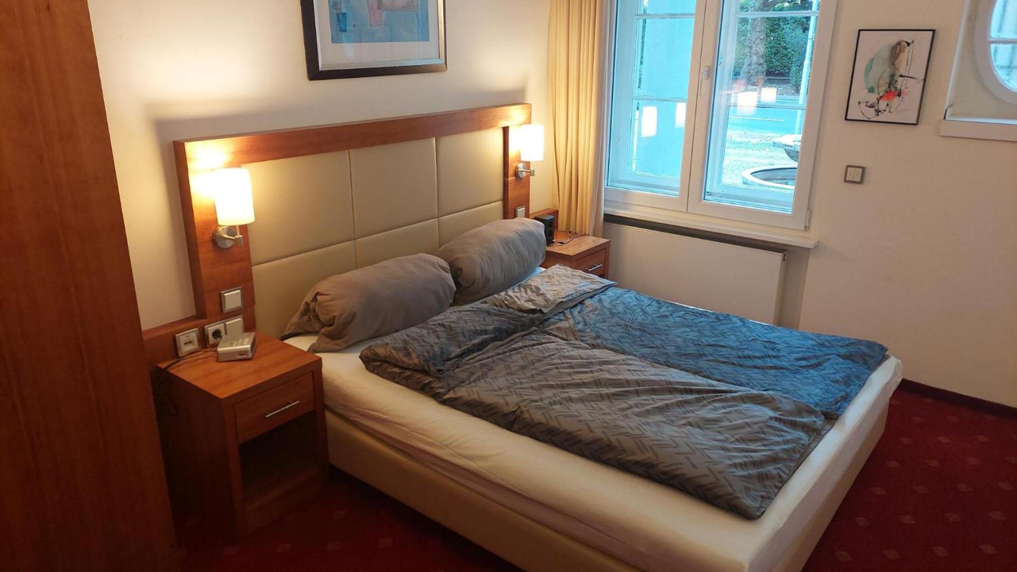 Die Villa, Zimmer 26, Dz Leverkusen Eksteriør billede